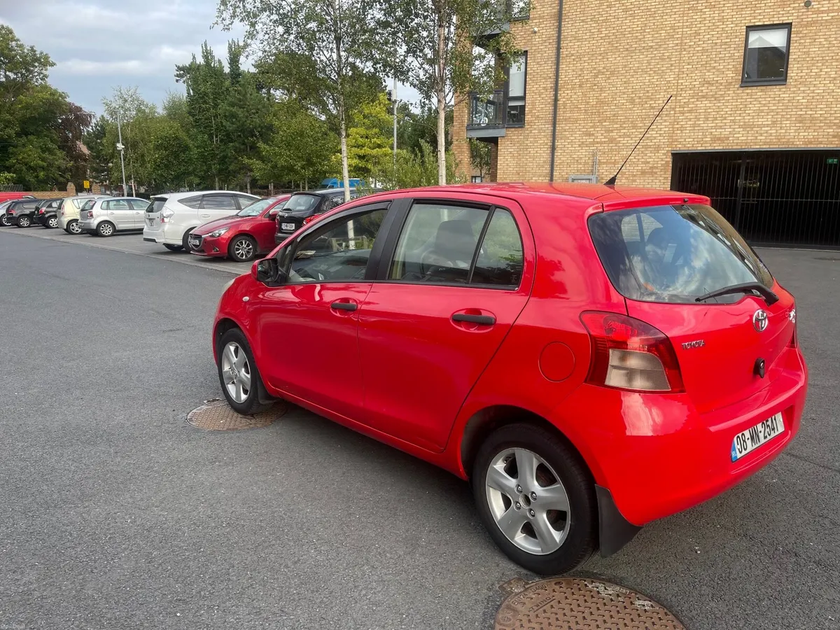 Toyota Yaris 2008 1.0 petrol just passed nct - Image 4
