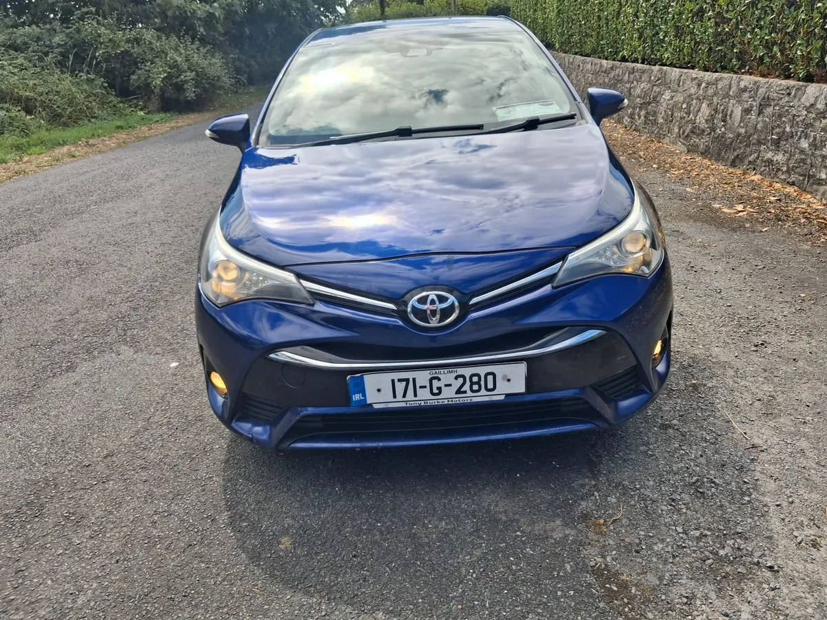 2017 Toyota Avensis 2.0 diesel, new nct 8/28 - Image 2