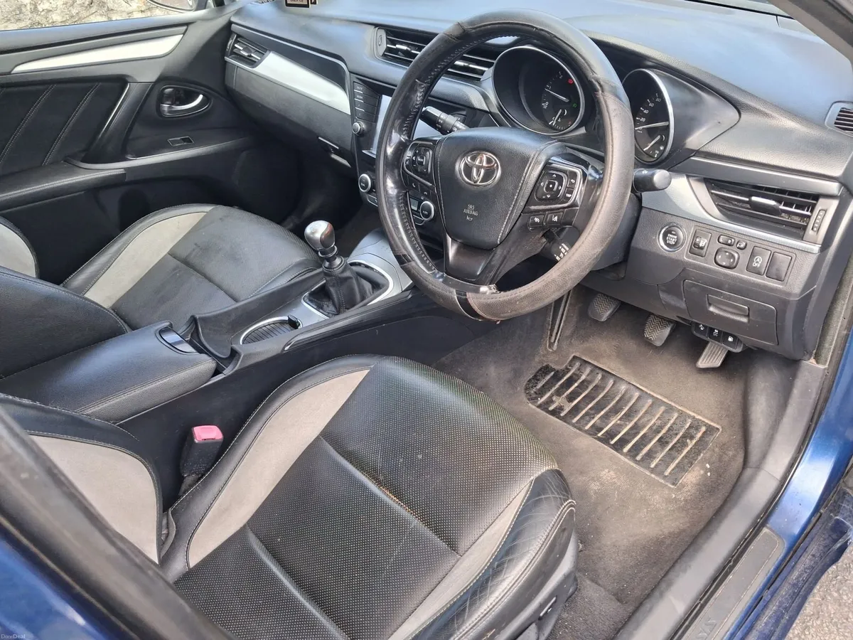 2017 Toyota Avensis 2.0 diesel, new nct 8/28 - Image 6