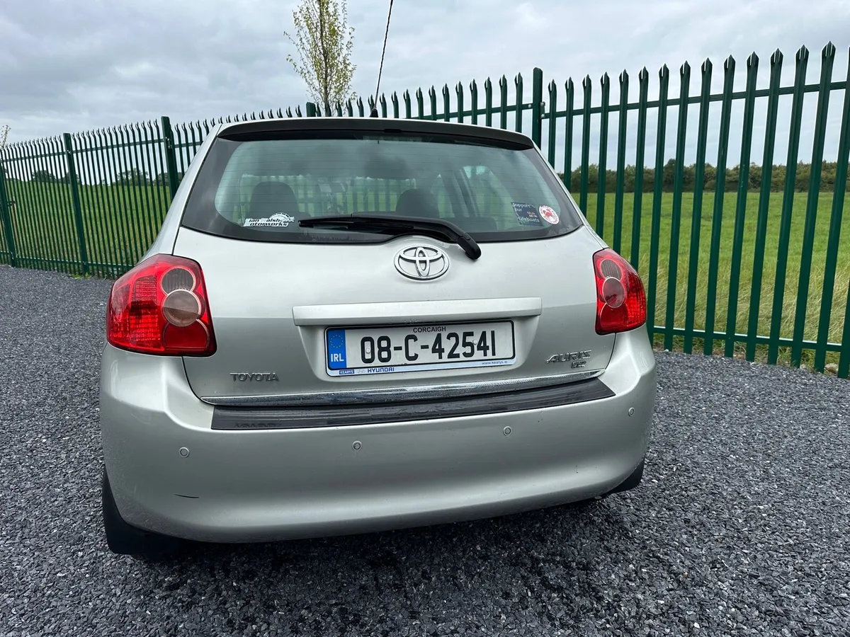 Toyota Auris - Image 3