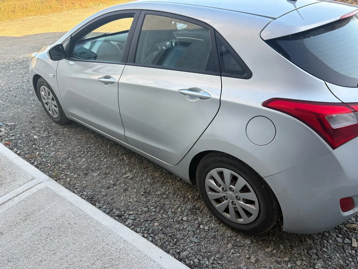 2016 Hyundai i30 - Image 6