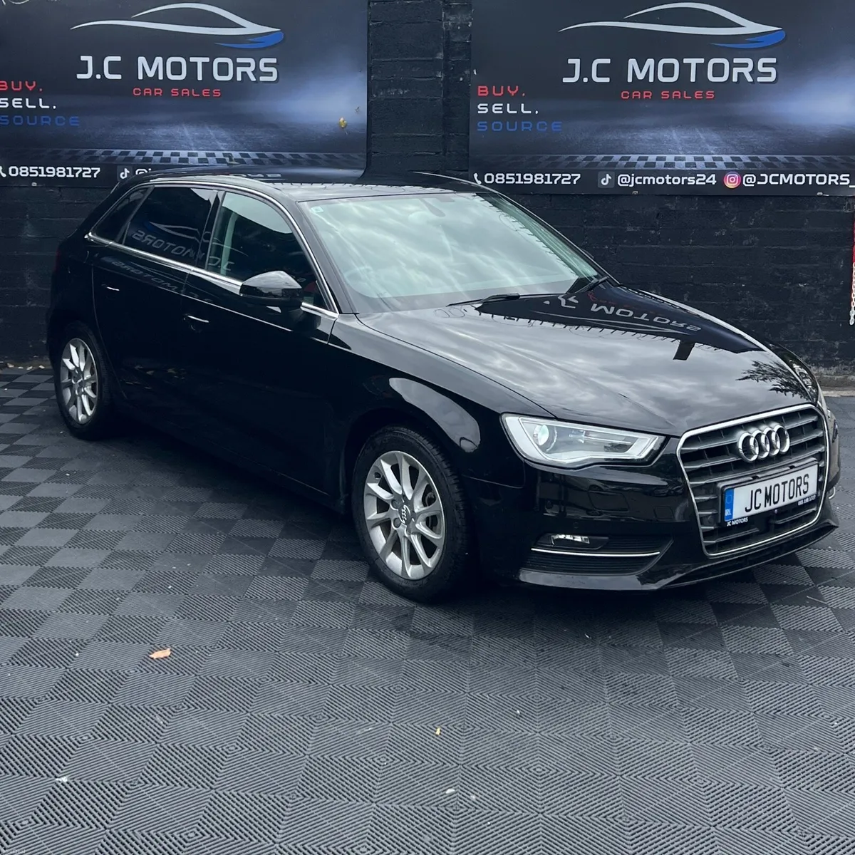 2015 Audi A3 TFSI 39km Automatic - Image 2