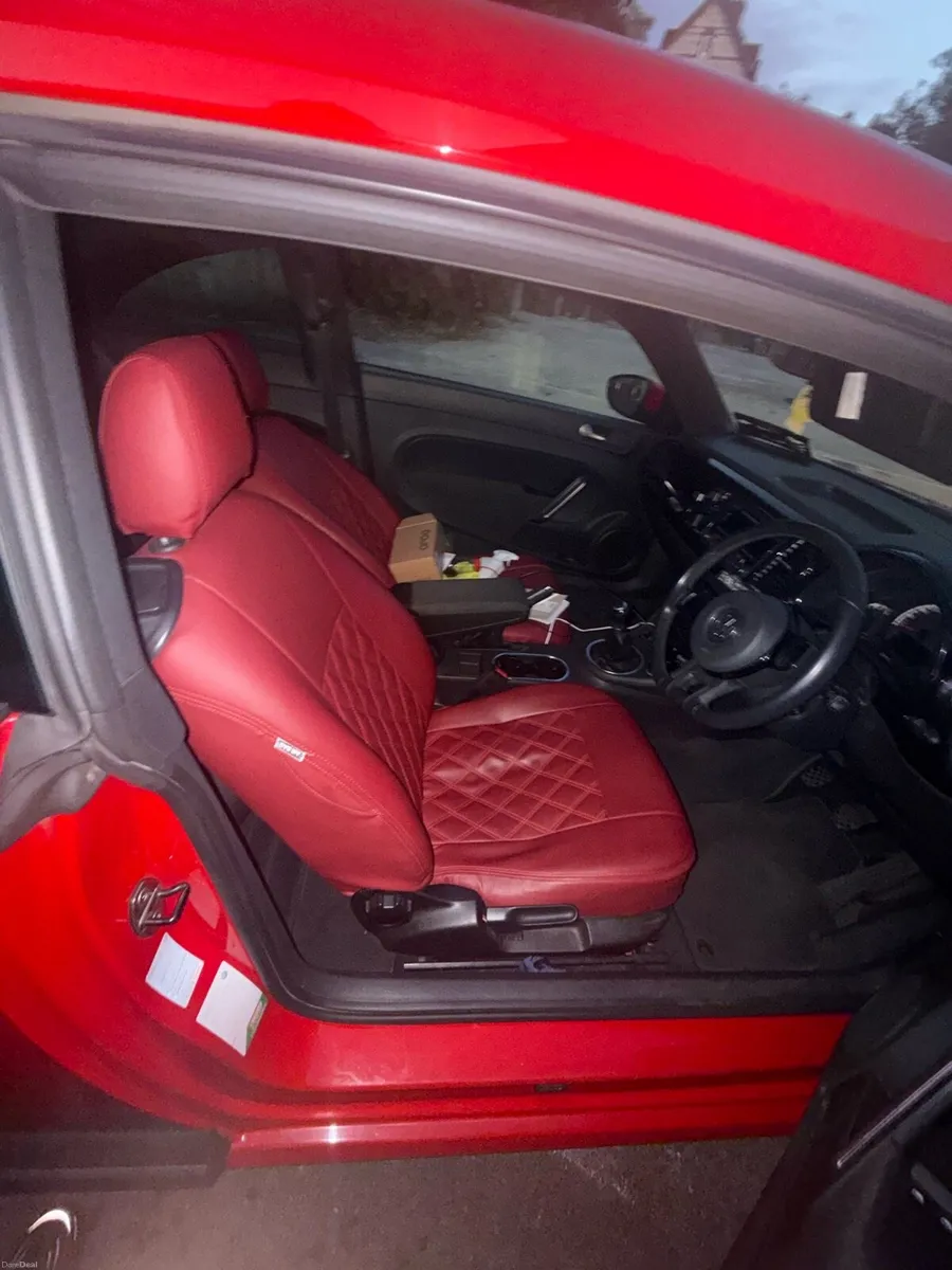 VOLKSWAGEN BEETLE KITTED - PAN ROOF - CLEAN CAR - Image 3