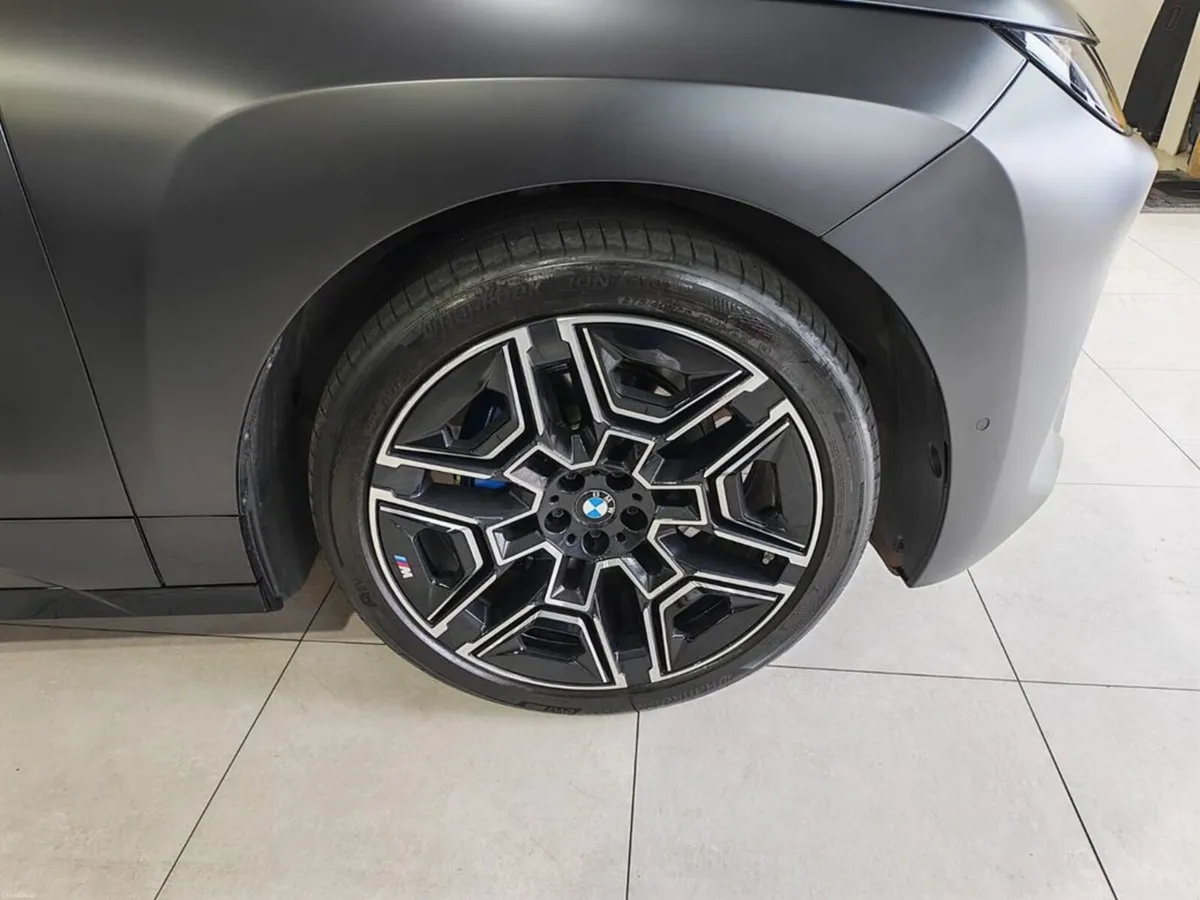 BMW iX STUNNING ! - Image 6