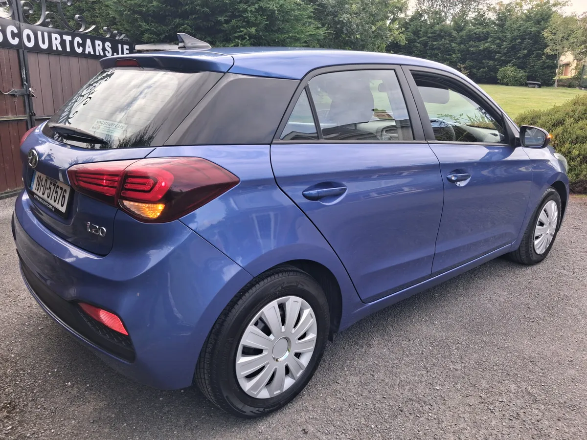 191 Hyundai i20 Deluxe 1.2Petrol Only 82klms... - Image 4