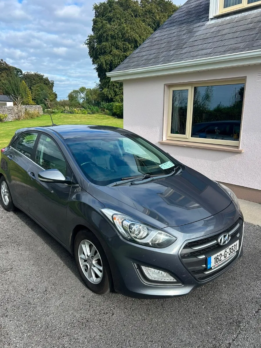 Hyundai i30 2016 - Image 2