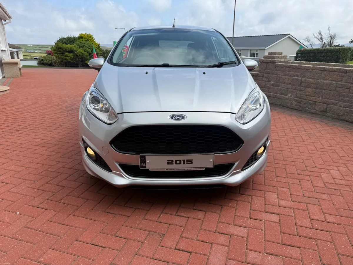 2015 Ford Fiesta 1.0 Zetec S petrol - Image 5