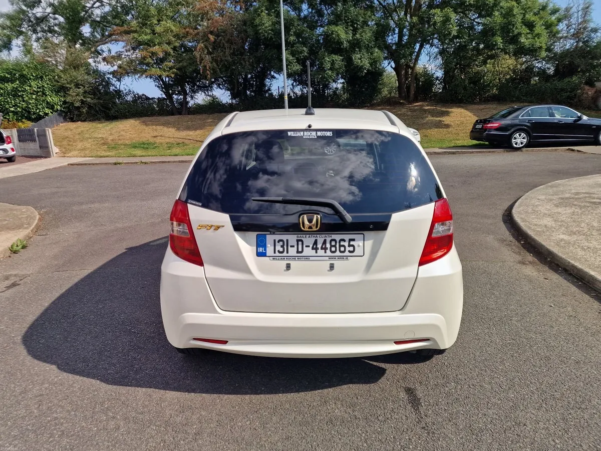 Honda Fit 2013 Automatic 93000km - Image 6
