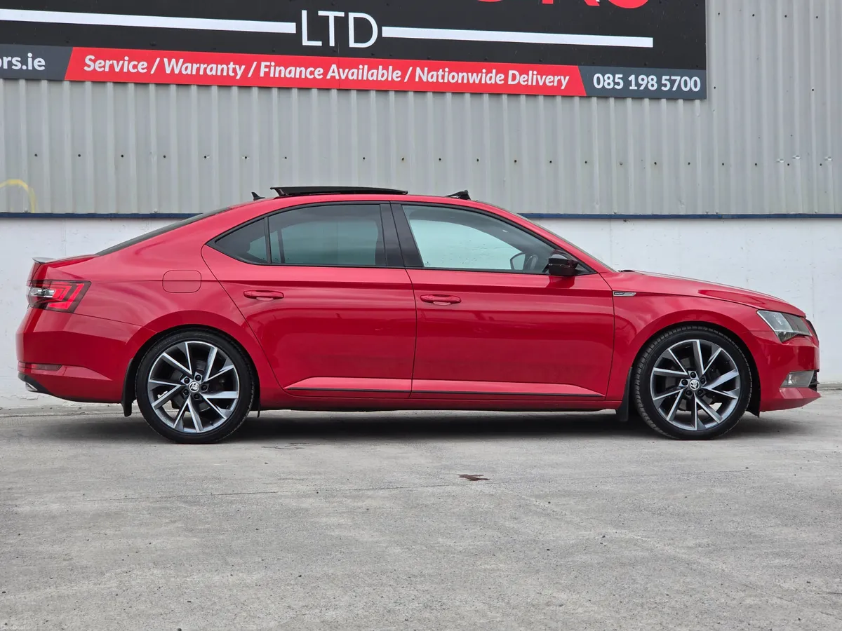Skoda Superb 2019 2.0 150bhp Sunroof - Image 5
