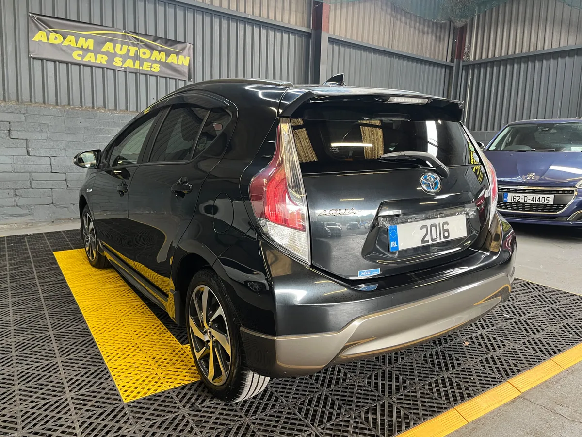 Toyota Aqua 2016 top specs - Image 5