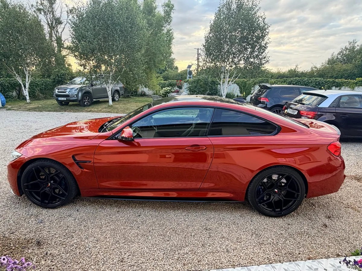 BMW M4 - Image 3
