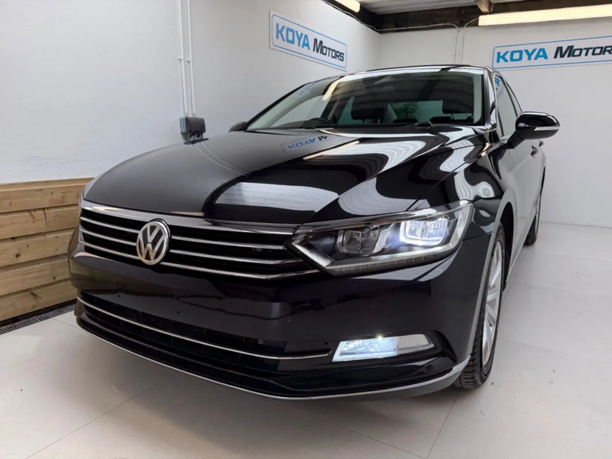 Volkswagen Passat 2.0 TDI HIGHLINE PREMIUM PLUS 19 - Image 4