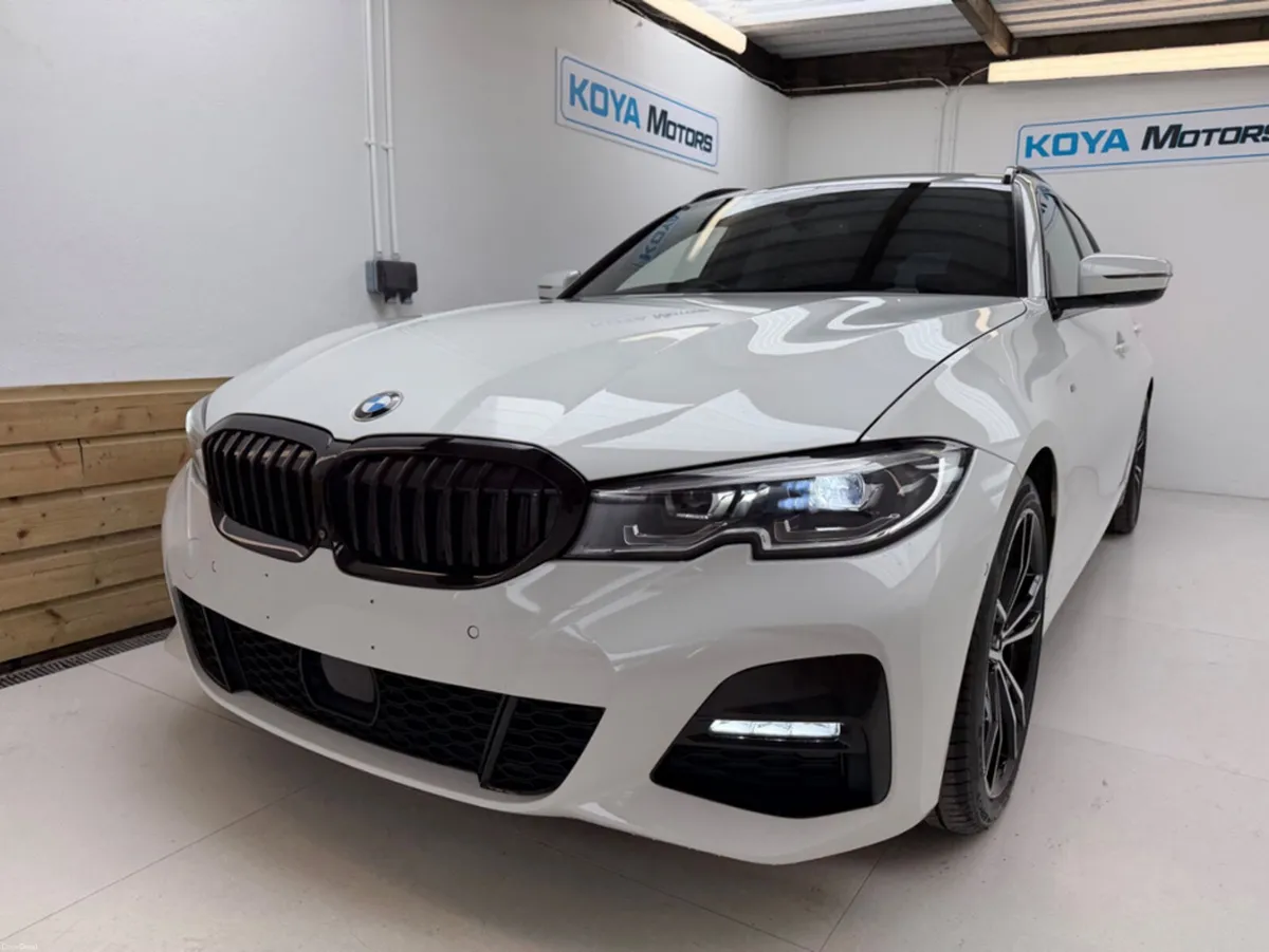 BMW 3-Series 320D M-SPORT PRO X-DRIVE M-PERFORMANC - Image 4