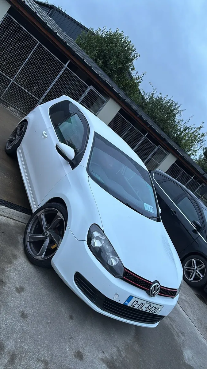 Volkswagen Golf mk6 1.6 - Image 1