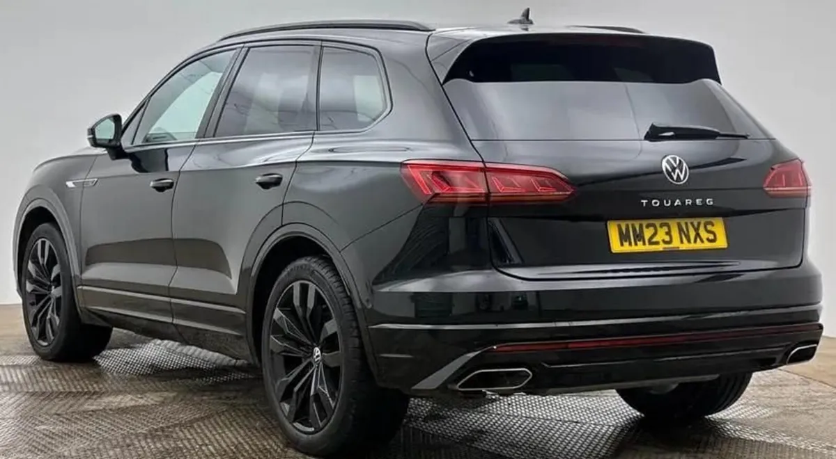 3.0 TDI V6 Black Edition SUV 5dr Diesel Tiptronic - Image 3