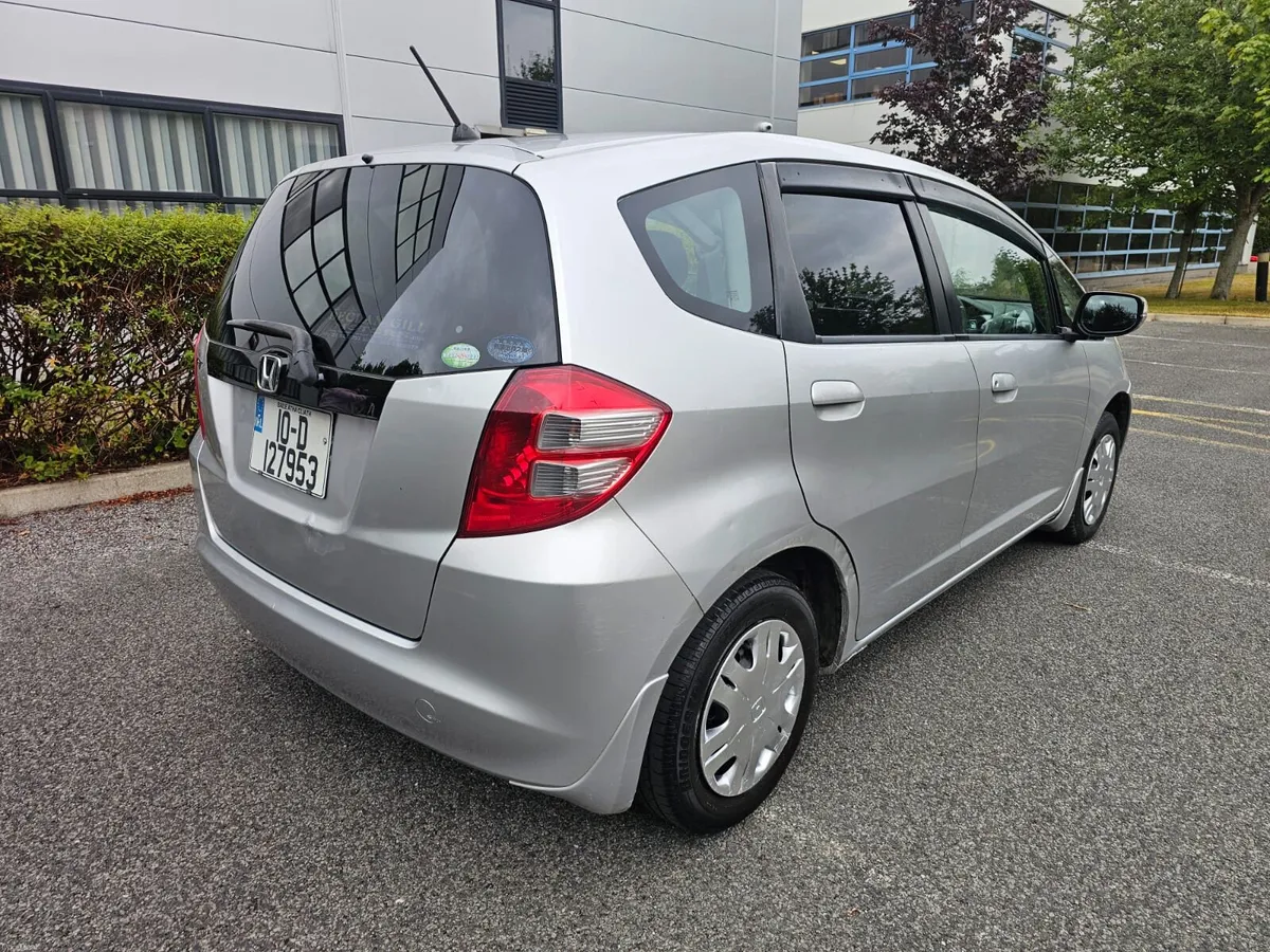 2010Honda Fit Automatic Nct 10/27 Tax 11/26 - Image 4