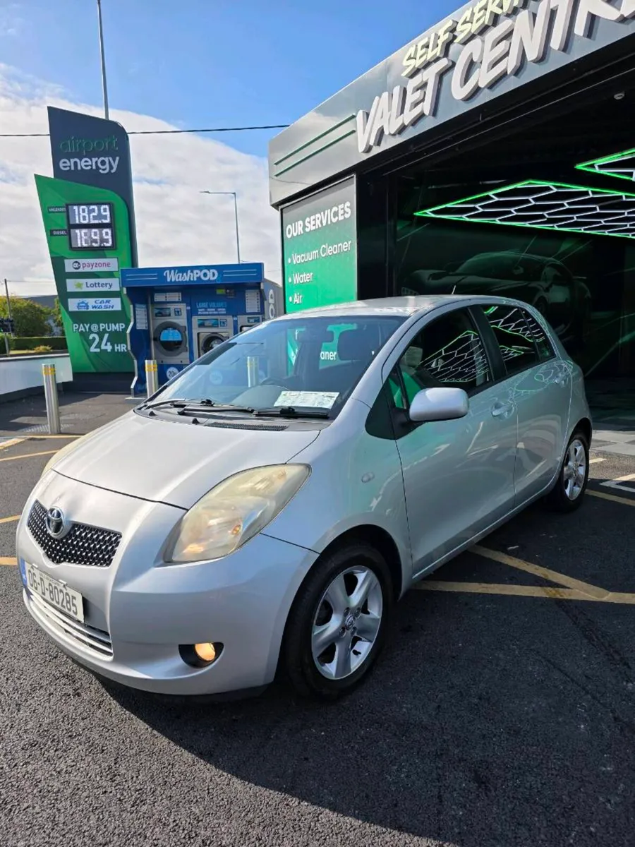Toyota Yaris - Image 3