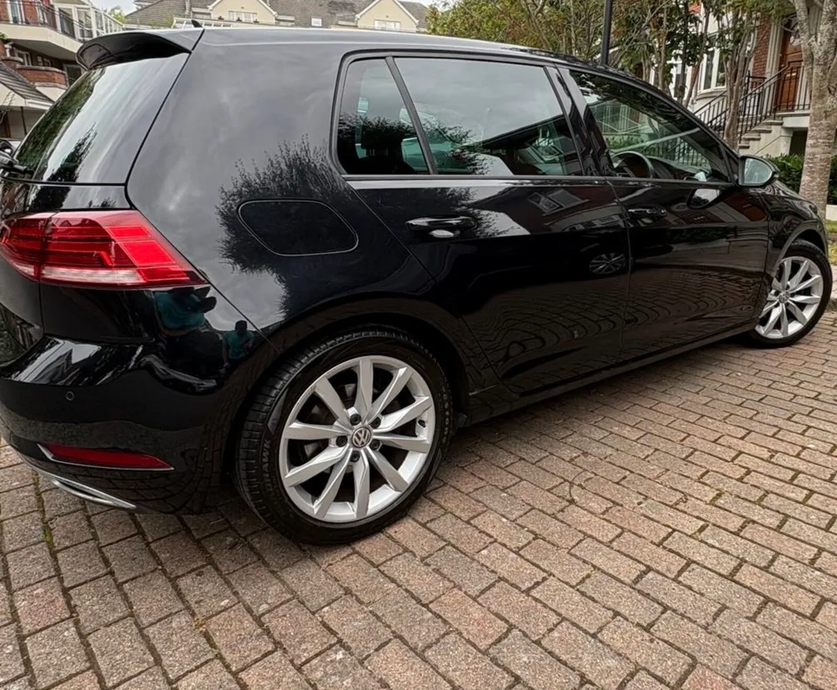 2018 Volkswagen Golf Highline 1.4 TSI Petrol Auto - Image 2