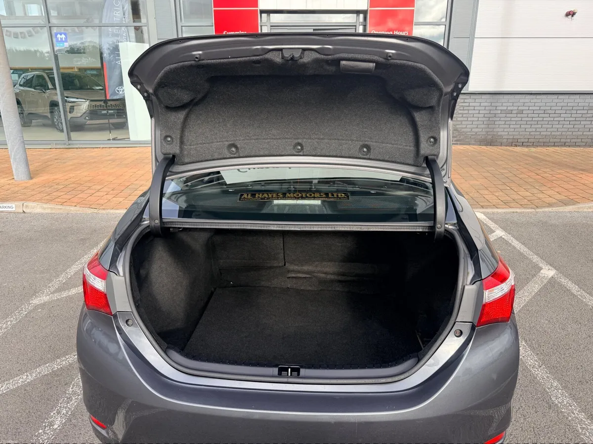 Toyota Corolla 2015 - Image 5