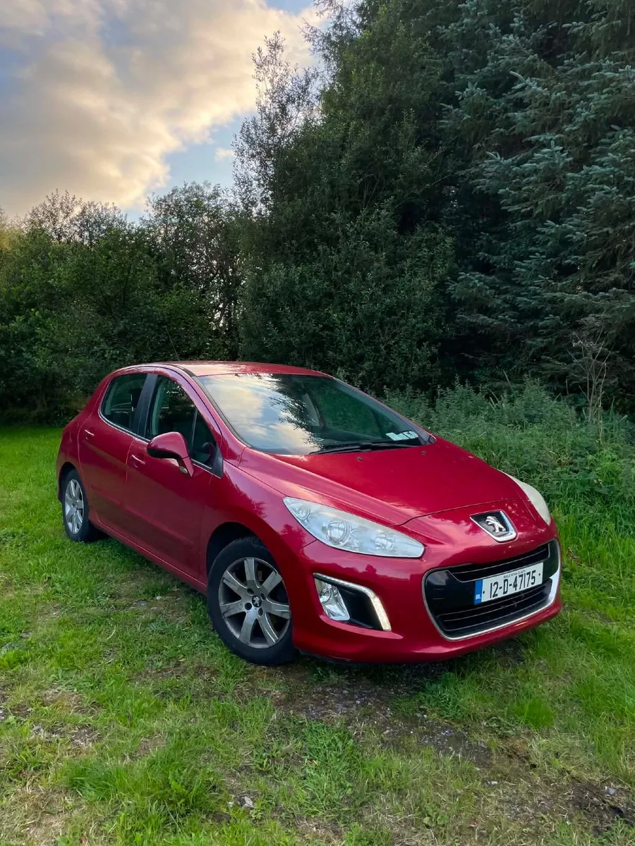 Peugeot 308 2012 - Image 1