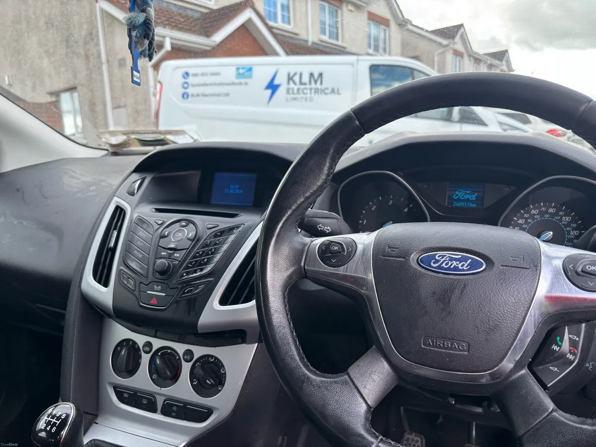 Ford Focus - Image 5