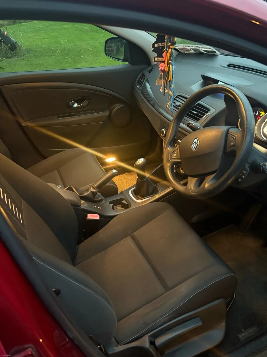 Renault Mégane Estate - Image 4