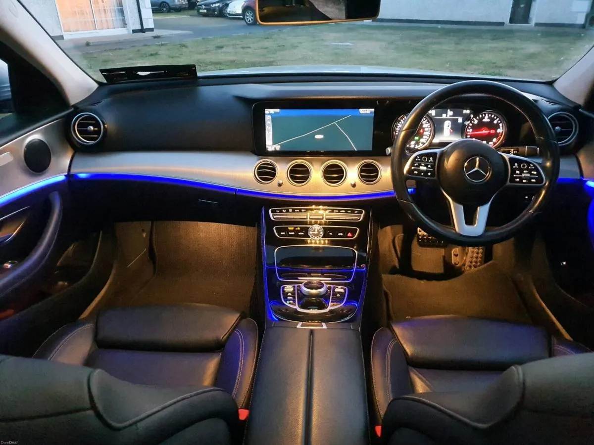 MERCEDES E CLASS 2019 - Image 5