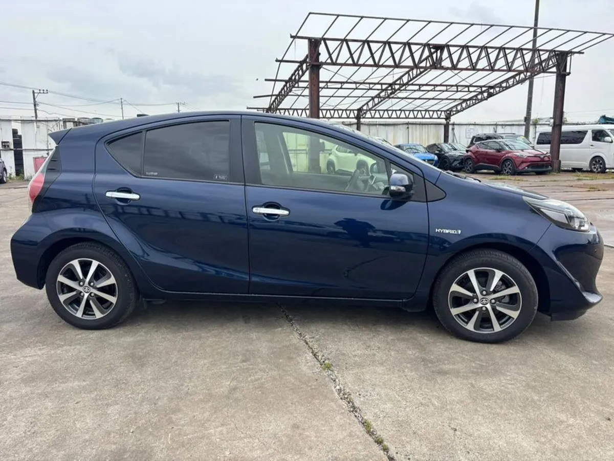 Toyota Aqua S Style Black - Image 2