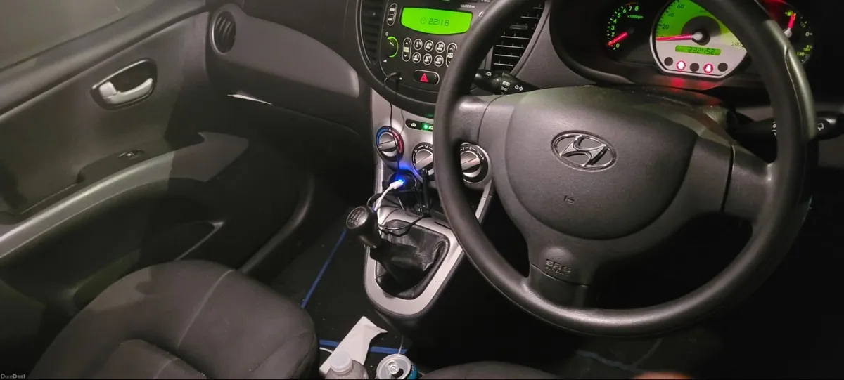 Hyundai i10 2010 - Image 2