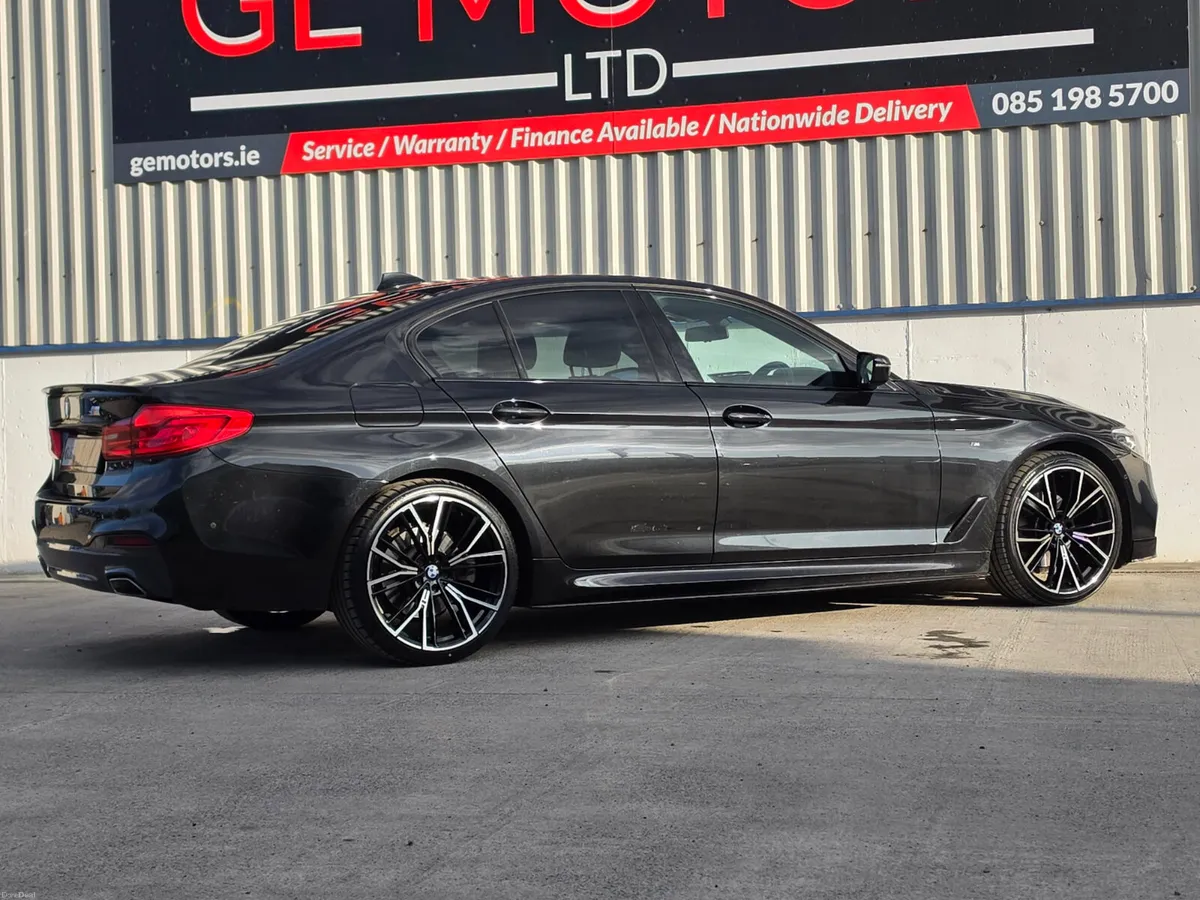 BMW 5-Series 2019 M-PERFORMCE PACK LOW KMS - Image 6