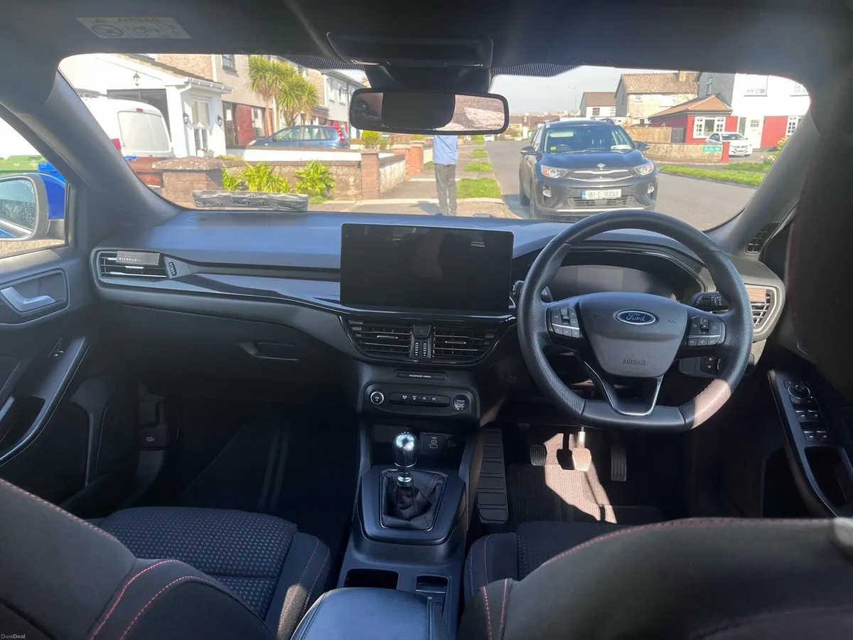 Ford Focus St-Line 1.0T - Image 5