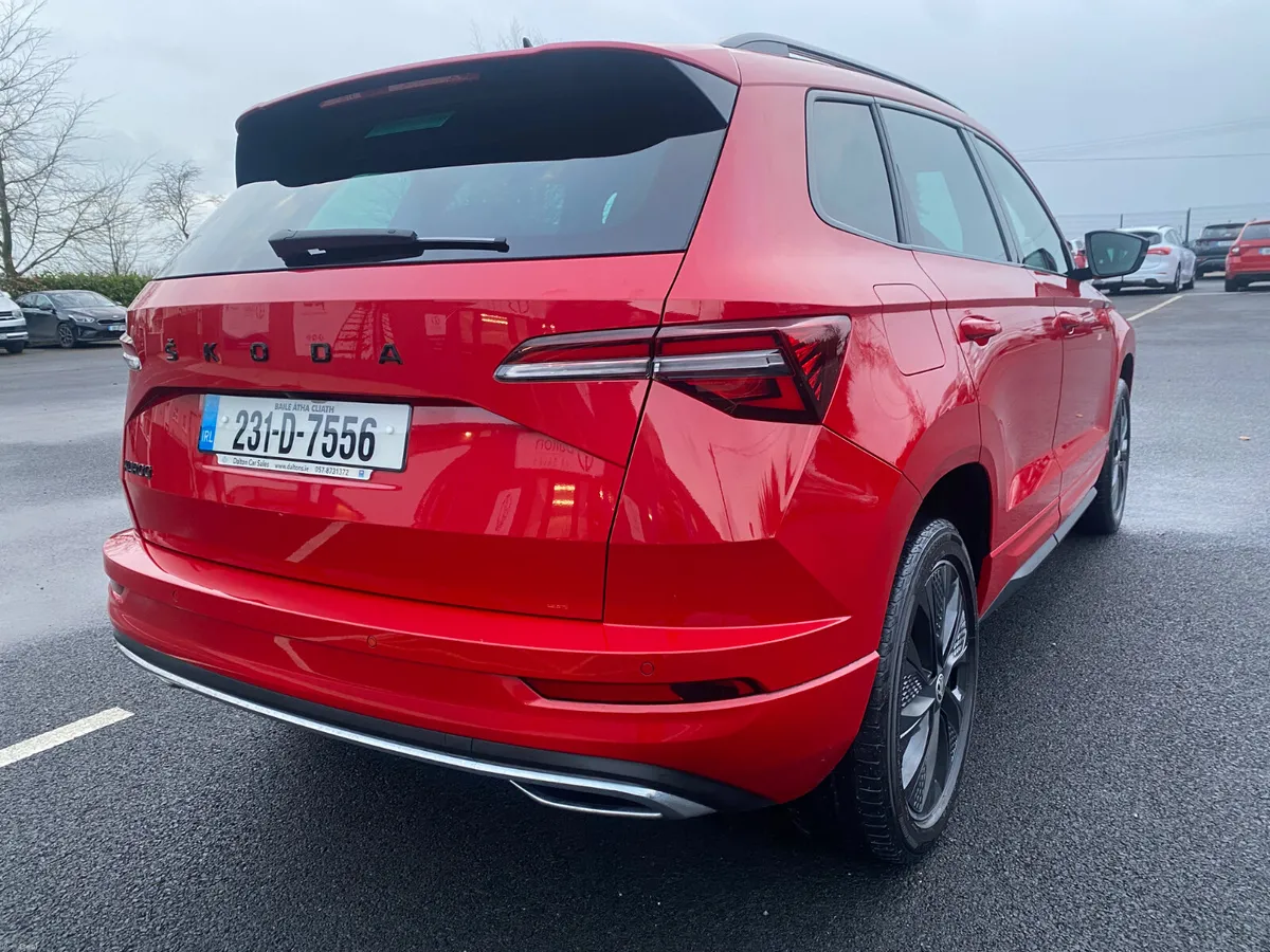 SKODA KAROQ SPORTLINE DSG 2.0 TDI 2023 (231) - Image 6