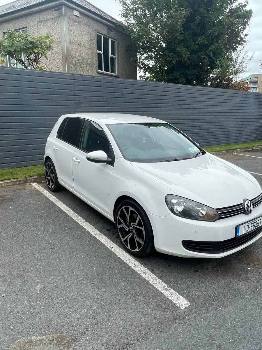2011 VW Golf - Image 1