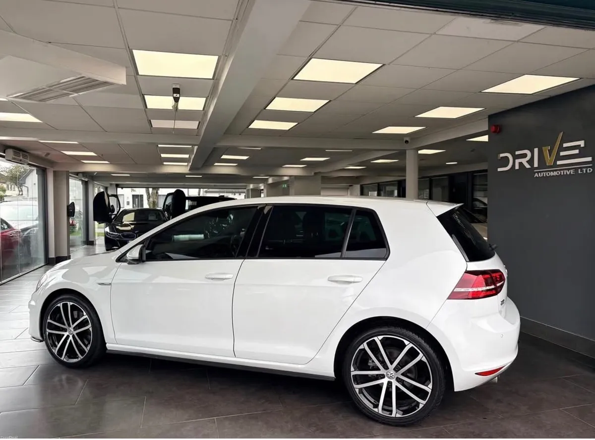 Volkswagen Golf 2014 2.0 GTD - Image 2