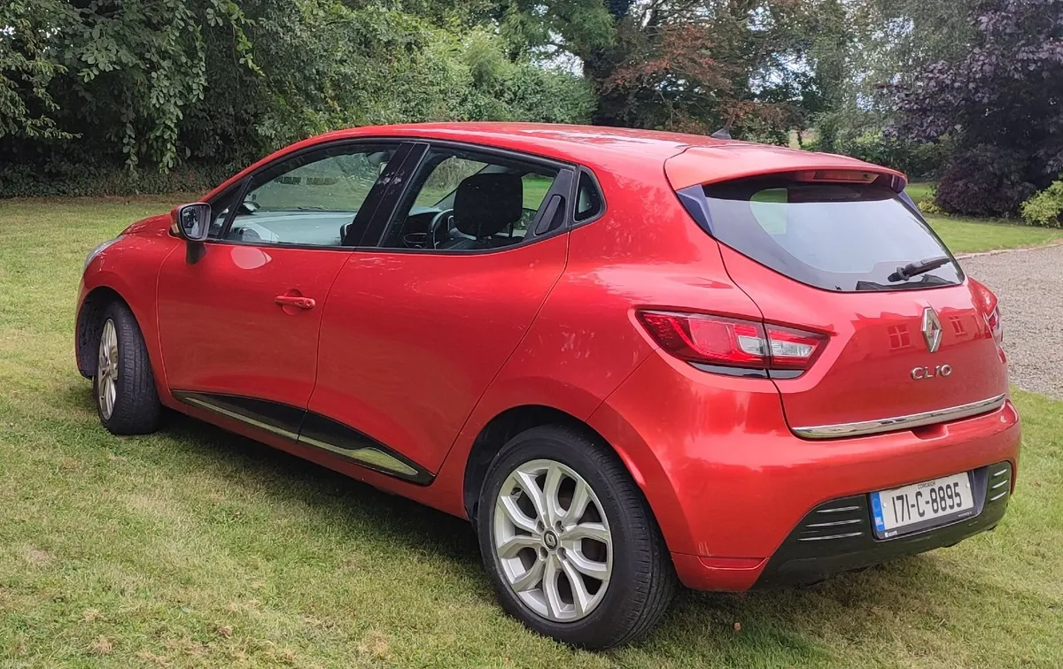 Renault Clio 2017 - LOW MILEAGE - Image 4