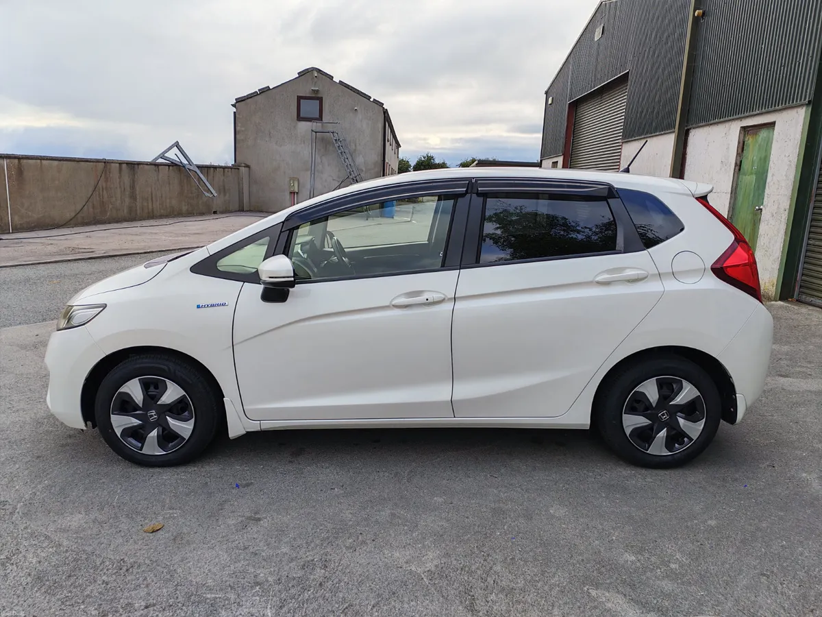 HONDA FIT  /171/AUTO/HYBRID/ANDROID/R.CAMERA - Image 5