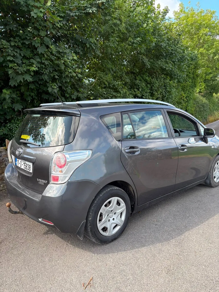 Toyota verso 2011 !!!new nct 7/27 !!!! - Image 3