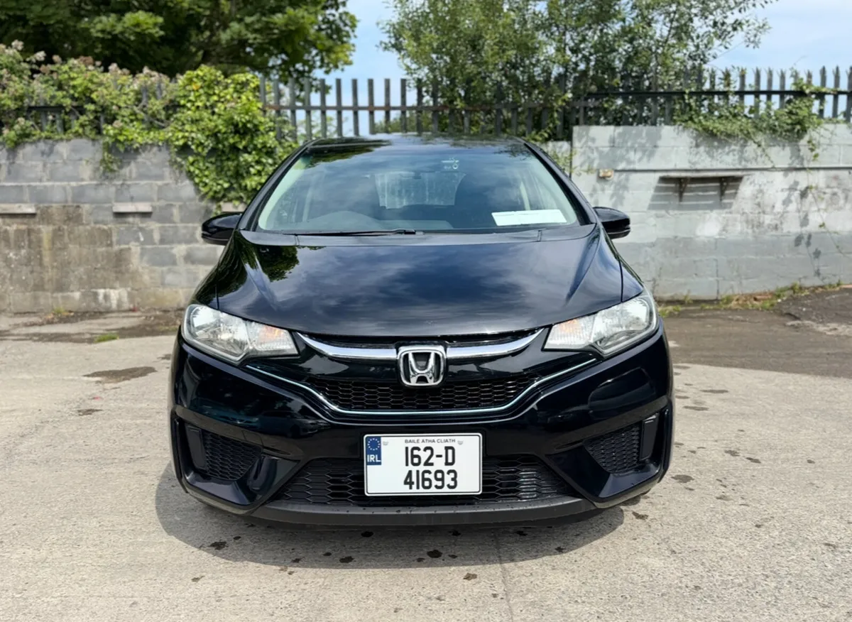 2016 HONDA FIT. 69K KMs. 2 YEAR NCT. AUTO 1.5L HYB - Image 2