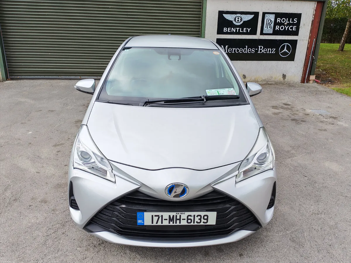 TOYOTA VITZ/171/AUTO/ P.HYBRID /ALARM/IMMOB/R.CAME - Image 1