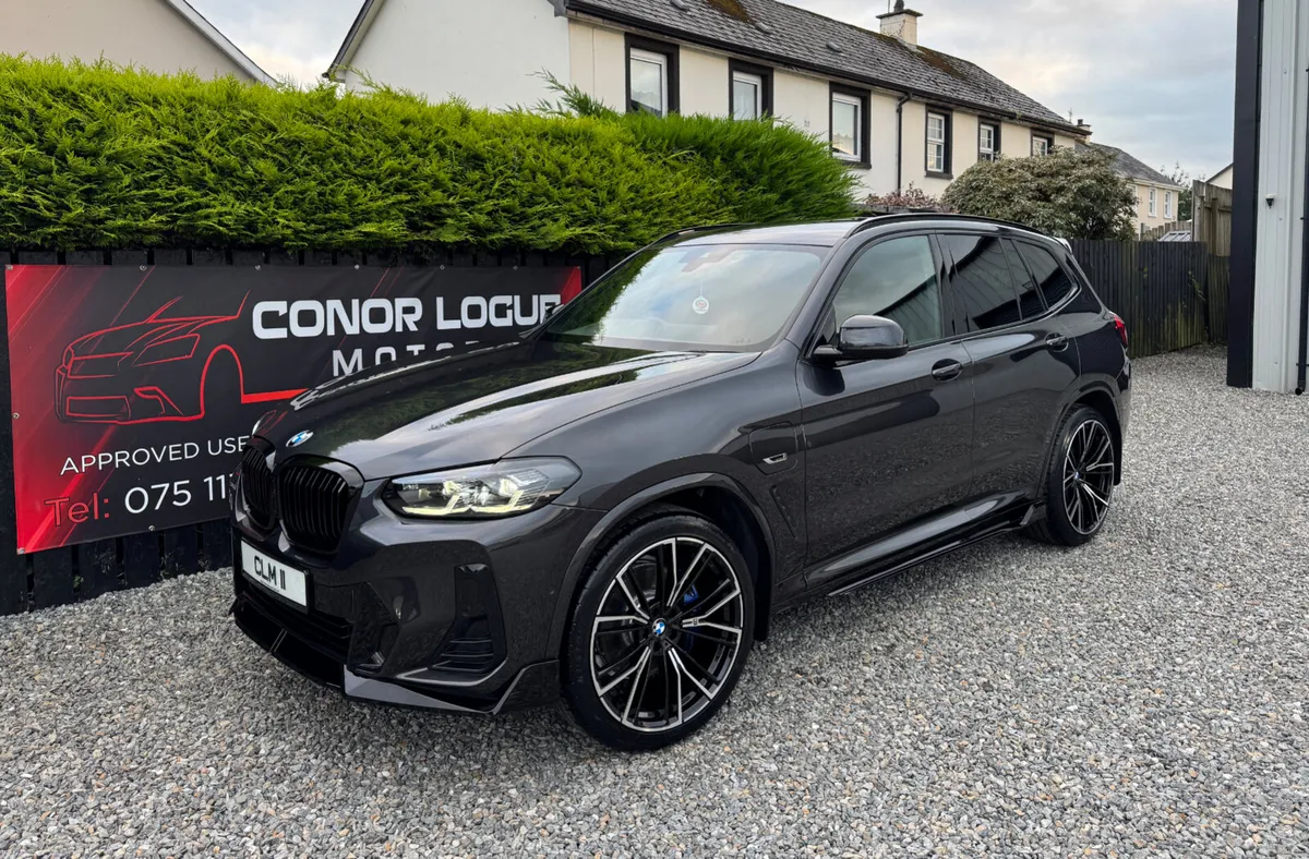 2022 221 BMW X3 30E M Sport Pro M Performance Pack - Image 3