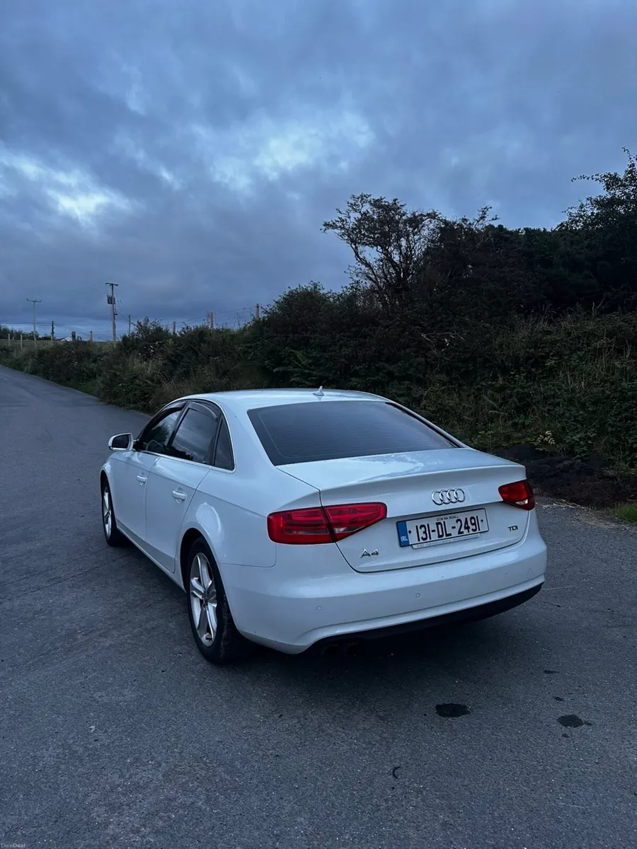 Audi A4 - Image 2