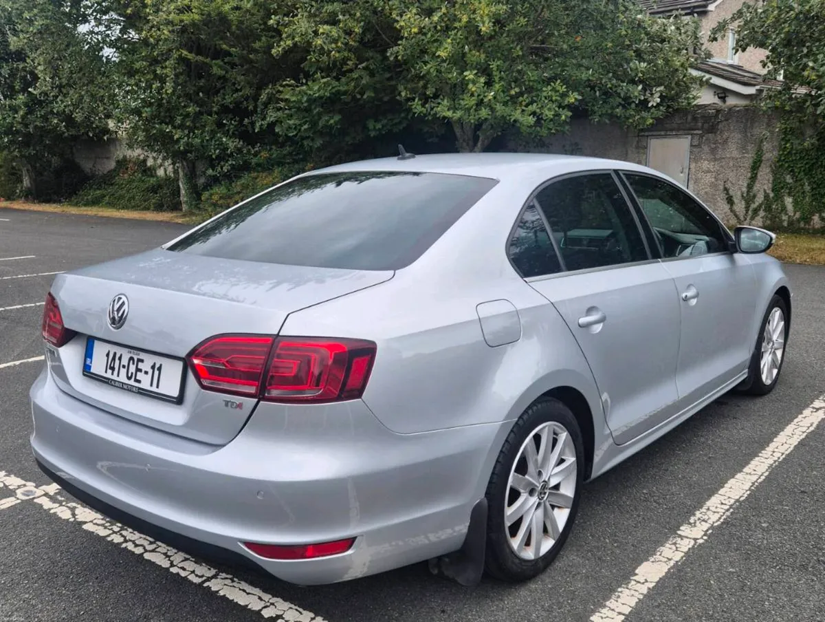 VOLKSWAGEN JETTA AUTO - Image 6