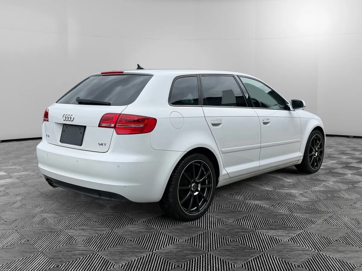 Audi A3 - Auto *Low KM* - Image 5
