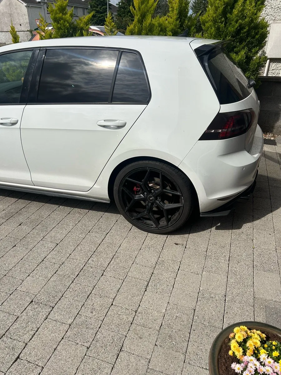 Golf GTI - Image 3