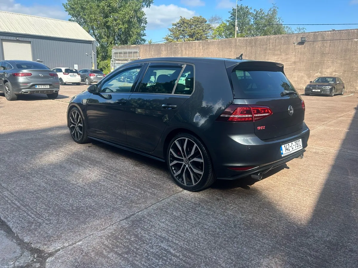 Volkswagen Golf GTI - Performance Pack - Image 3