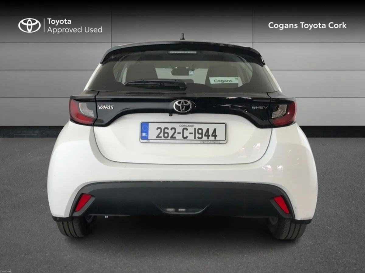 Toyota Yaris 1.5 - Image 4