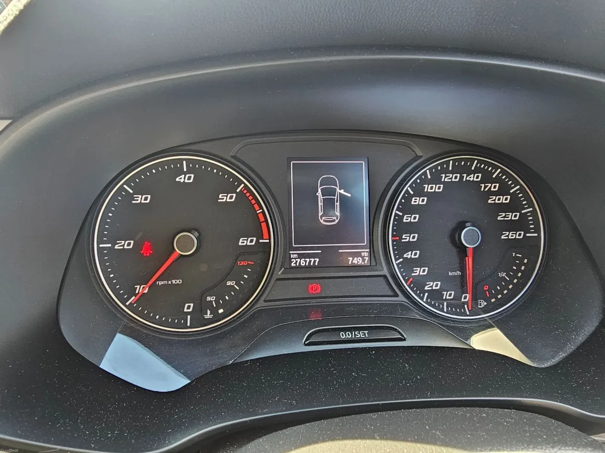 SEAT Leon 2015 - Image 2