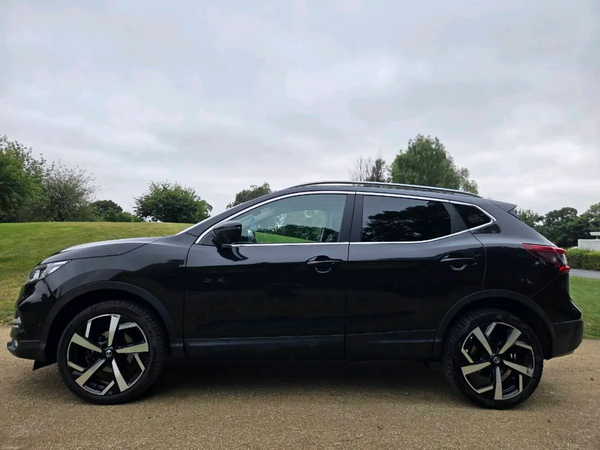 2018 NISSAN QASHQAI TEKNA MODEL - Image 1