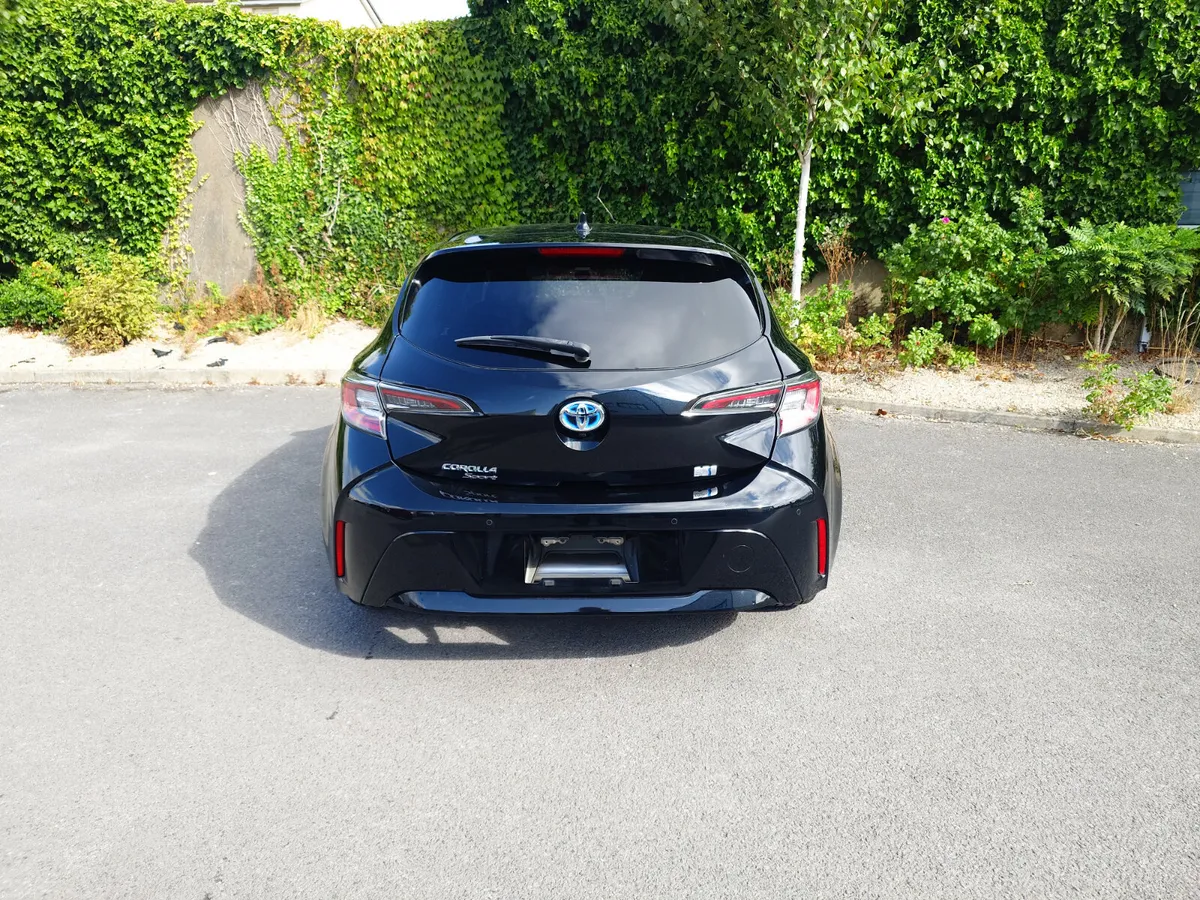 Toyota Corolla Sport Hybrid - Image 6