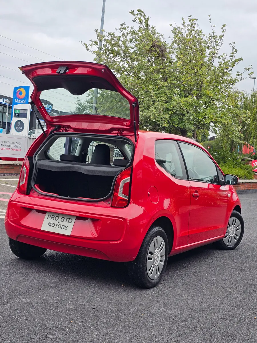 Volkwagen Up Automatic 2014 - Image 3